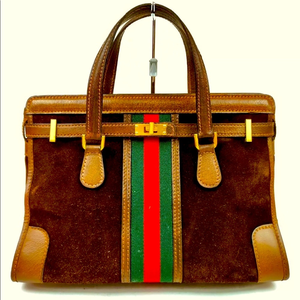Feel classy like a Hollywood Star -Auth. Gucci bag